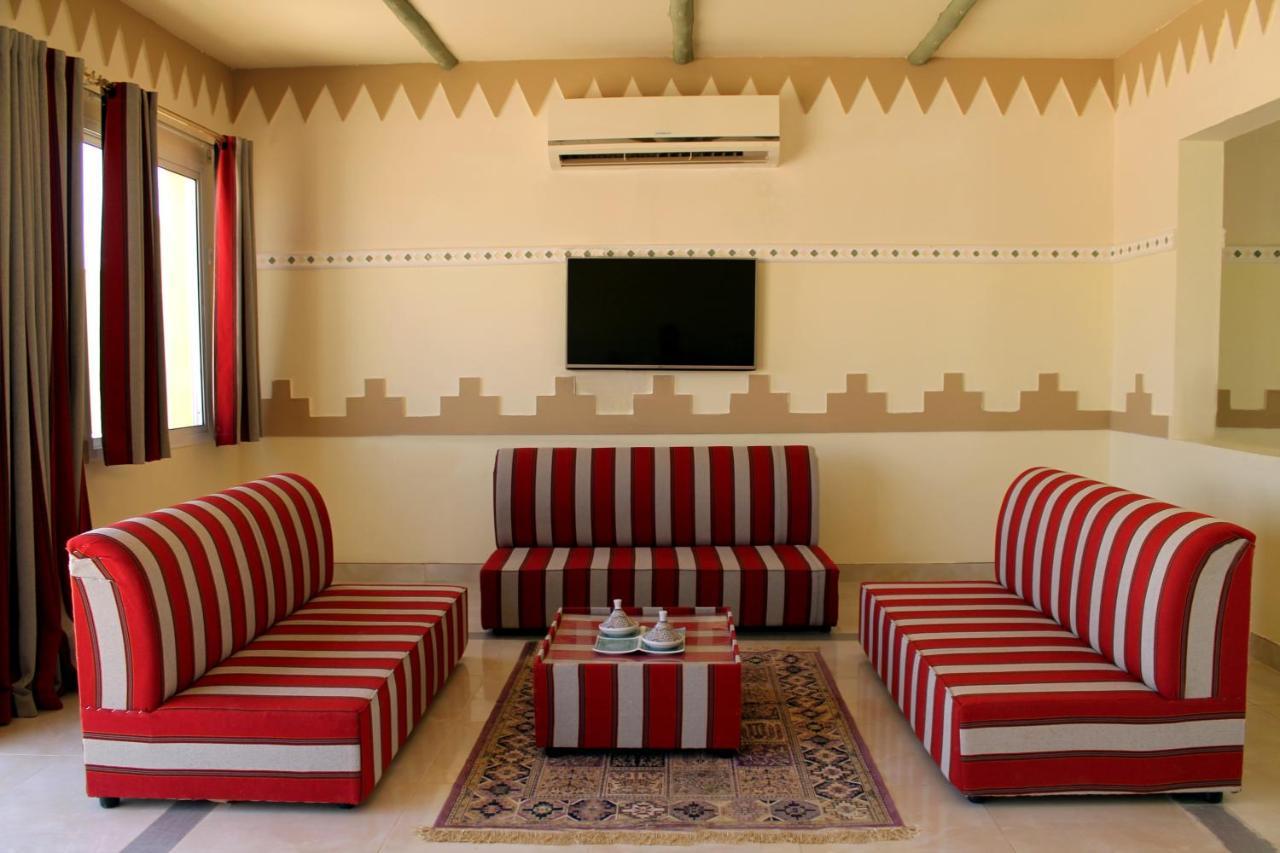 Hotel Golden Palm Oasis Fulayj al Masha'ikh Exterior foto
