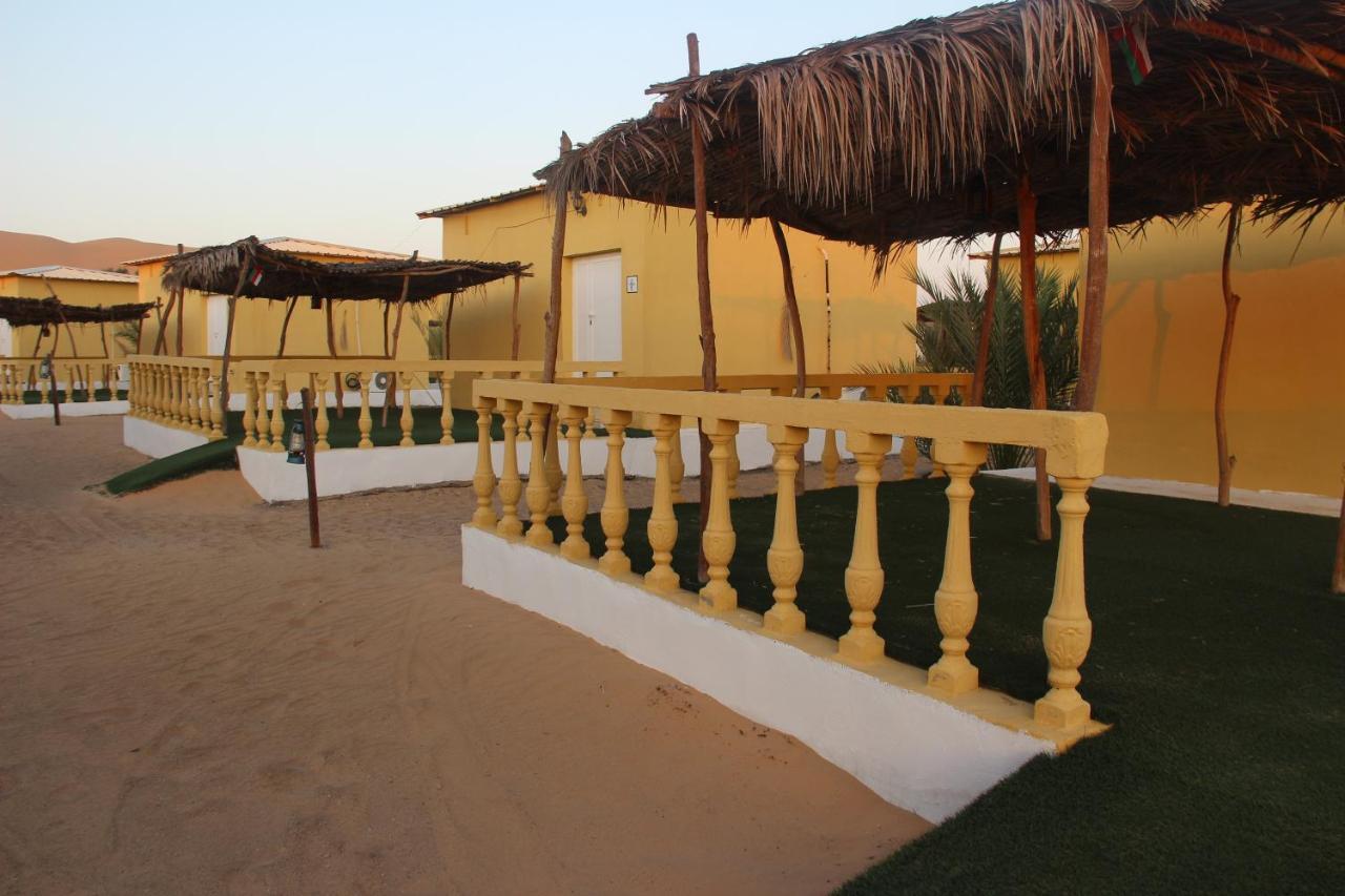 Hotel Golden Palm Oasis Fulayj al Masha'ikh Exterior foto