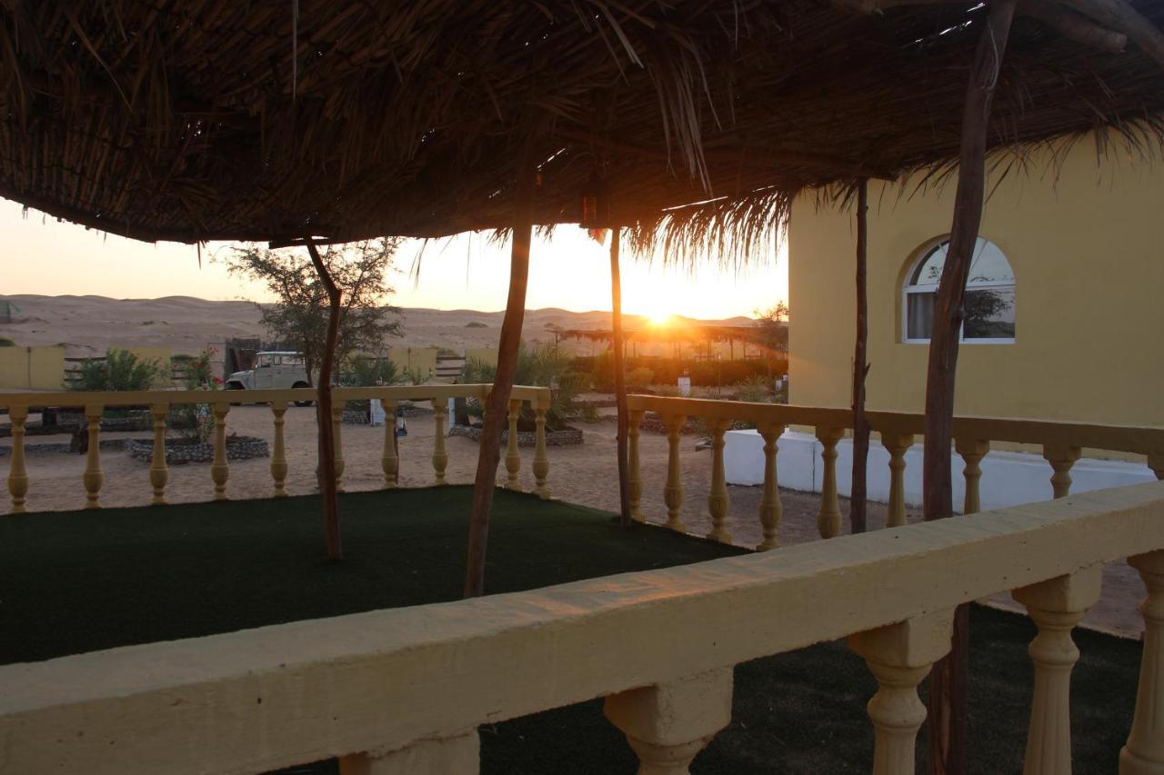 Hotel Golden Palm Oasis Fulayj al Masha'ikh Exterior foto